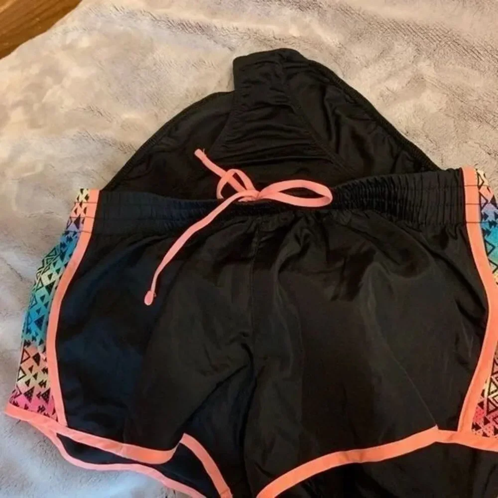 SO Shorts Women Small Black Athletic Running Pink Aztec Print Drawstring Workout